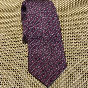 Hermes Elegant Burgundy Patterned Tie